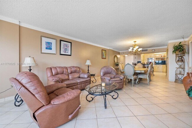 Photo - 3725 S Ocean Dr Unidad 1124