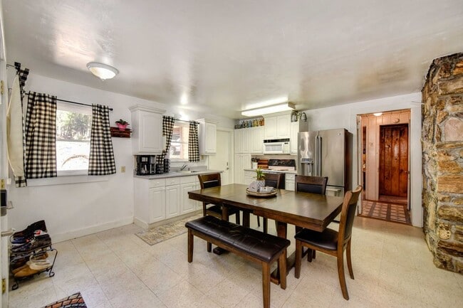 Photo - Adorable Home Available June 26th!
