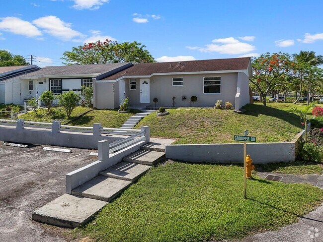 Building Photo - 20875 Grouper Dr Rental