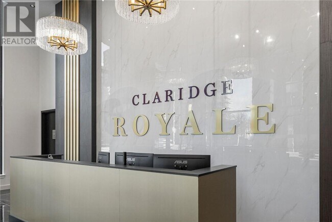 Photo - 180 George St Unité # PH206