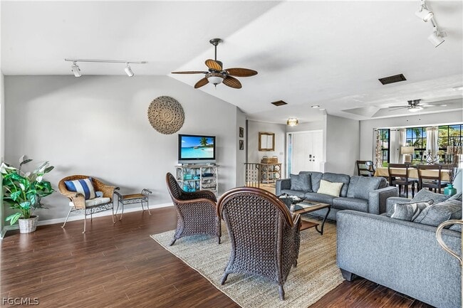 Photo - 1502 SE 29th St