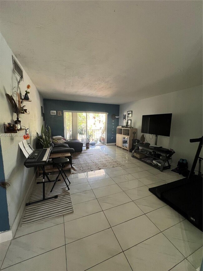 6900 N Kendall Dr Unit A205