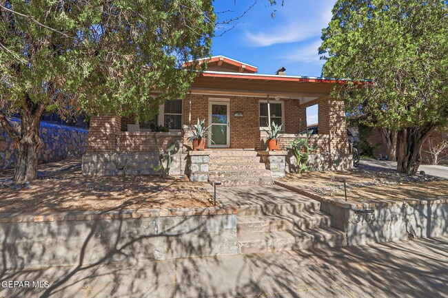 Photo - 3703 Cambridge Ave