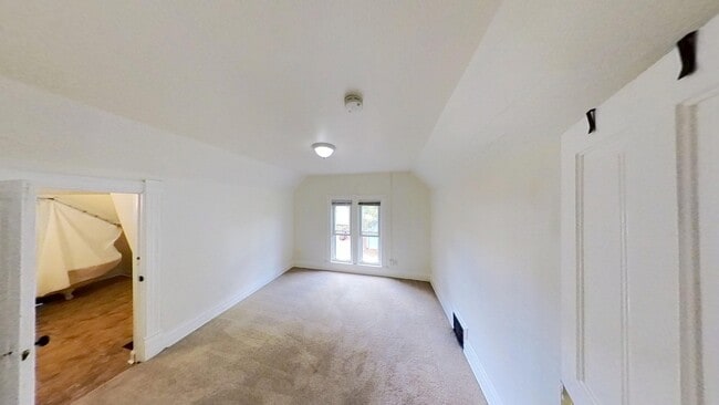 Photo - 8 S Normal St