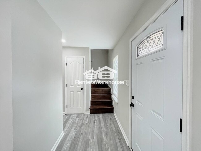 Photo - 1054 Ivaloo St