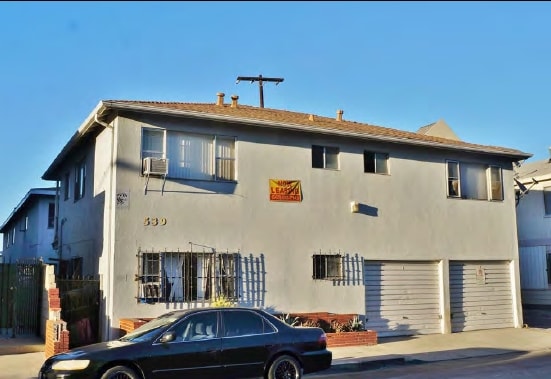 539 E 11th Street