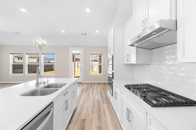 Building Photo - 17681 Rosette Grass Dr