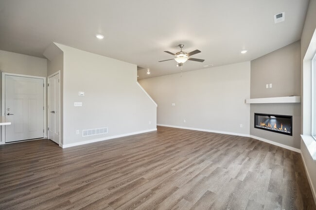 Photo - 2242 Eversull Ln