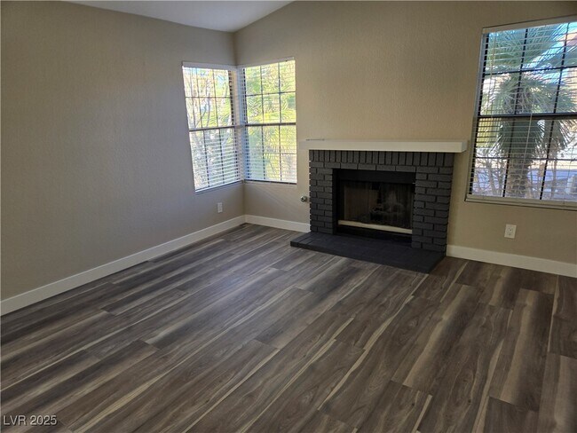 Photo - 4719 Cosley Dr