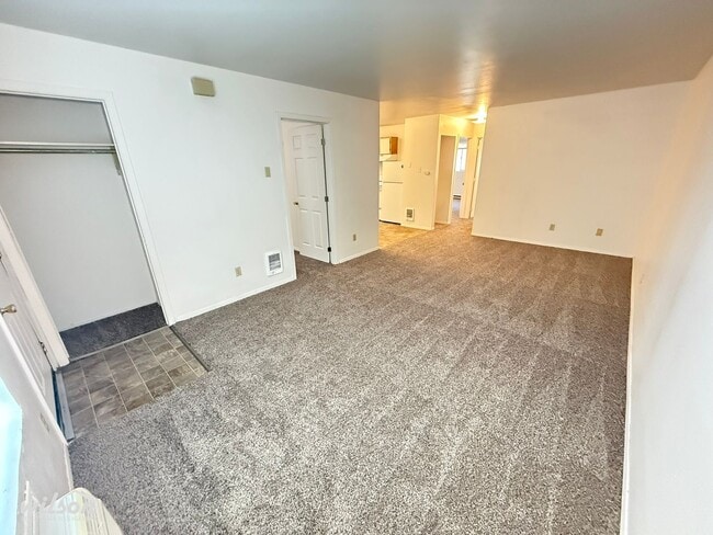Photo - 406 N 8th St Unidad 2