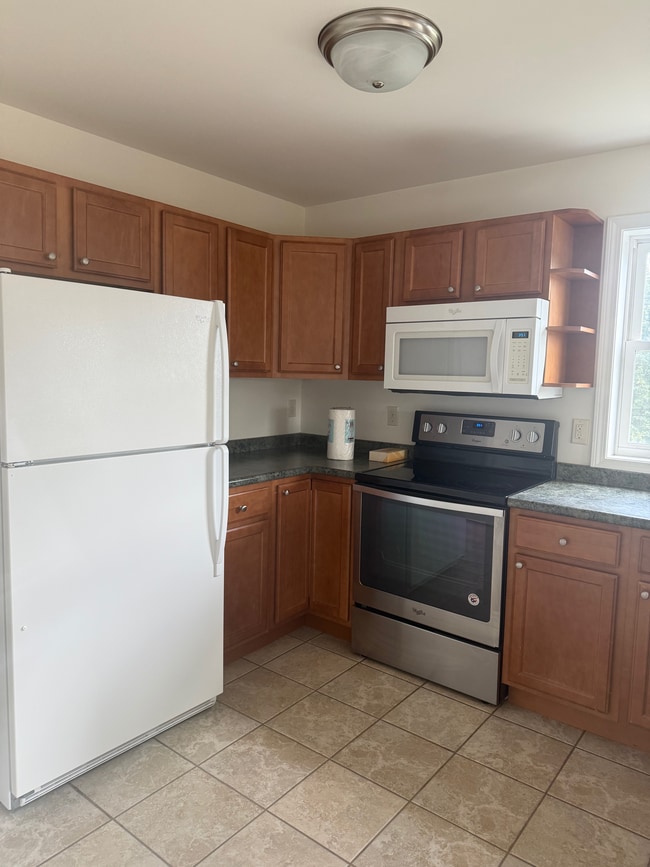 Photo - 117 John Fay Rd Unidad 117 John Fay Road #103