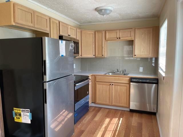 Photo - 1425 W 30th St