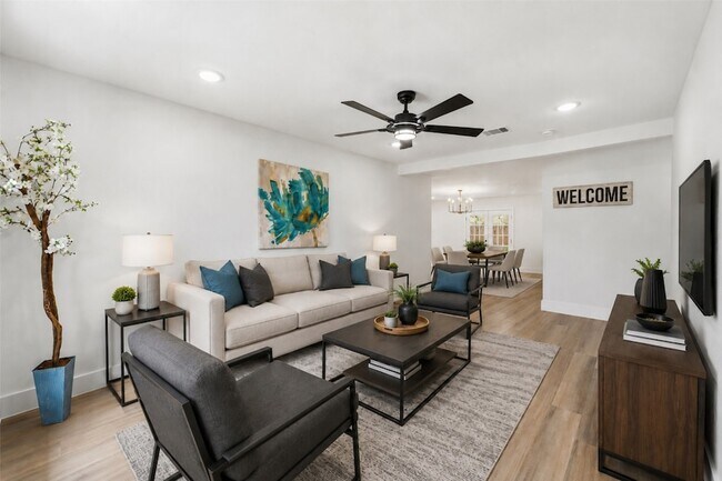 Photo - 3714 Brookmeade Dr