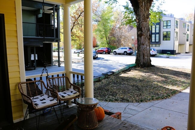 Photo - Spacious 4 bedroom Historic House - Available for Fall 2026-2027!