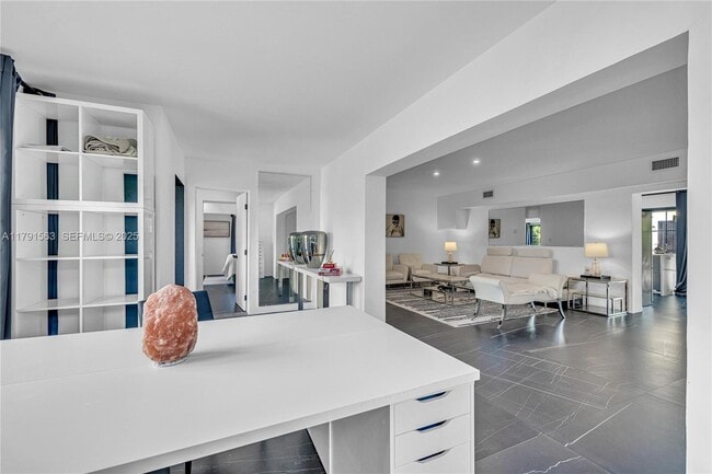 Photo - 560 NW 116th Terrace