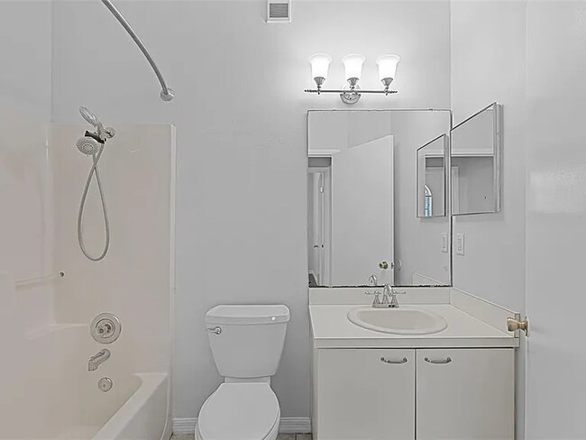 Photo - 160 Reserve Cir