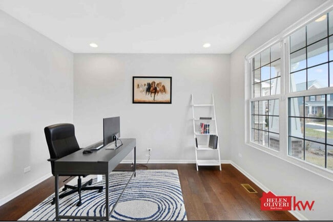 Photo - 43 Palisades Blvd