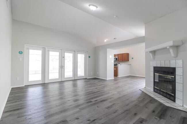 Photo - 1029 Beckstrom Dr