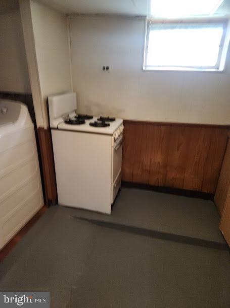 Photo - 1121 Elmwood Ave