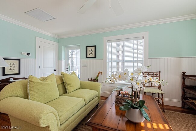 Photo - 187 Broad Ave S