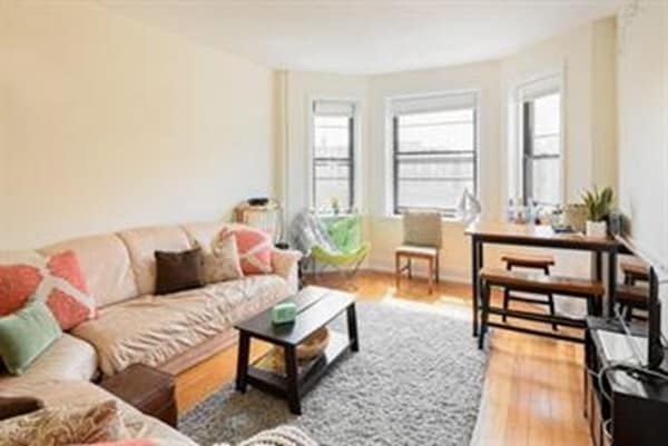 Photo - 137 Peterborough St Unit 14