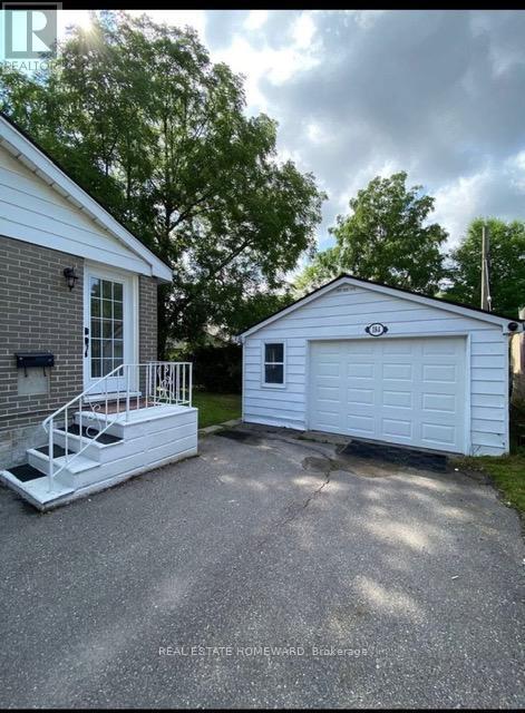 Photo - 184 Avenue Rd