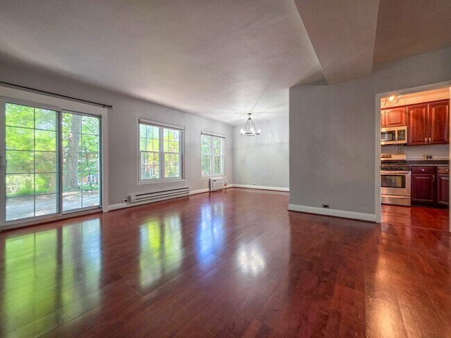 Photo - 3710 Gunston Rd