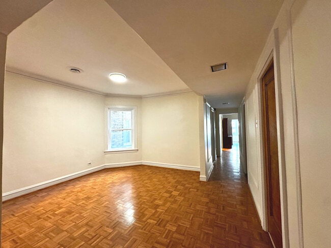 Photo - 6937 S Merrill Ave