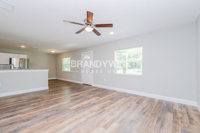 Photo - 3601 Reynolds St