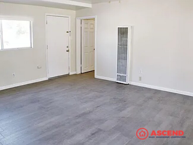 Photo - 1318-1320 El Tejon Ave Unit 1318