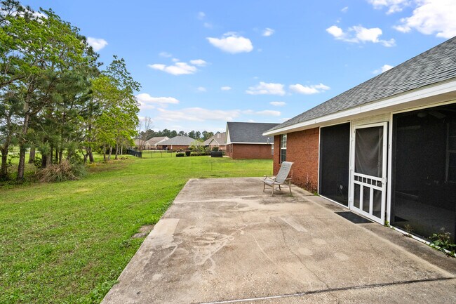 Photo - 1460 W Fairway Dr