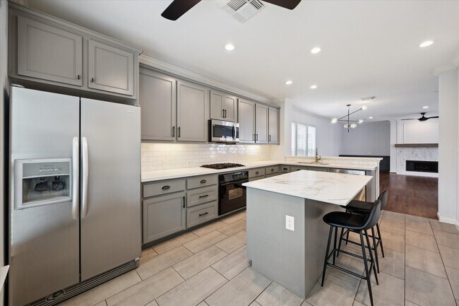 Photo - 4219 Gibson St