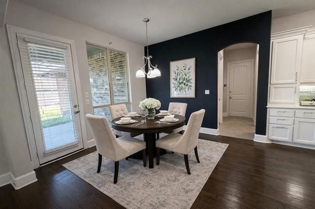 Photo - 1304 Damsel Caitlyn Dr