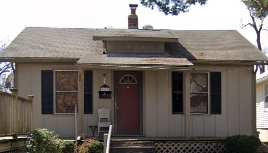 Building Photo - 4602 Genessee St Rental