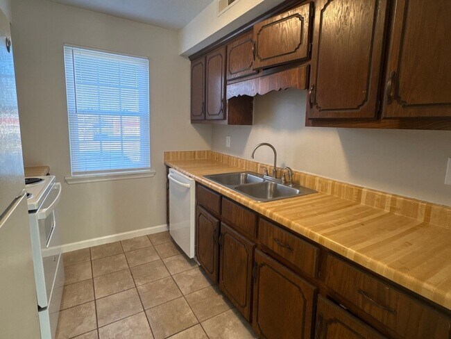 Photo - 62 Chester Levee Rd