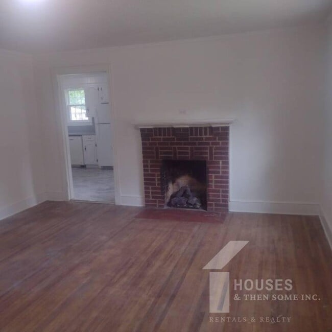 Photo - 130 Ellison St