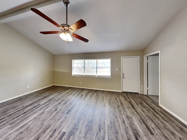 Photo - 3631 Dawnwood Dr