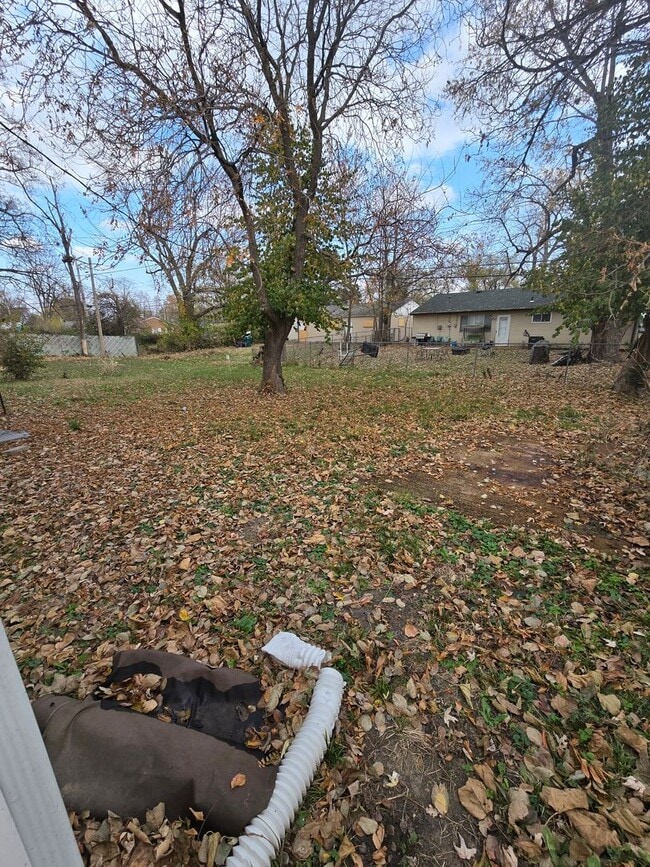 Photo - LIMITED TIME**NO APPLICATION FEE**1/2 OFF DEPOSIT**