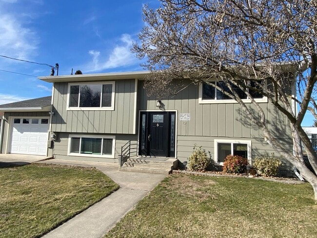 Building Photo - 4-bedroom / 2 bath Home located in a Heights area in Clarkston, WA
