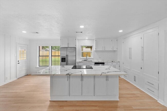 Photo - 2214 Ansbury Dr Casa