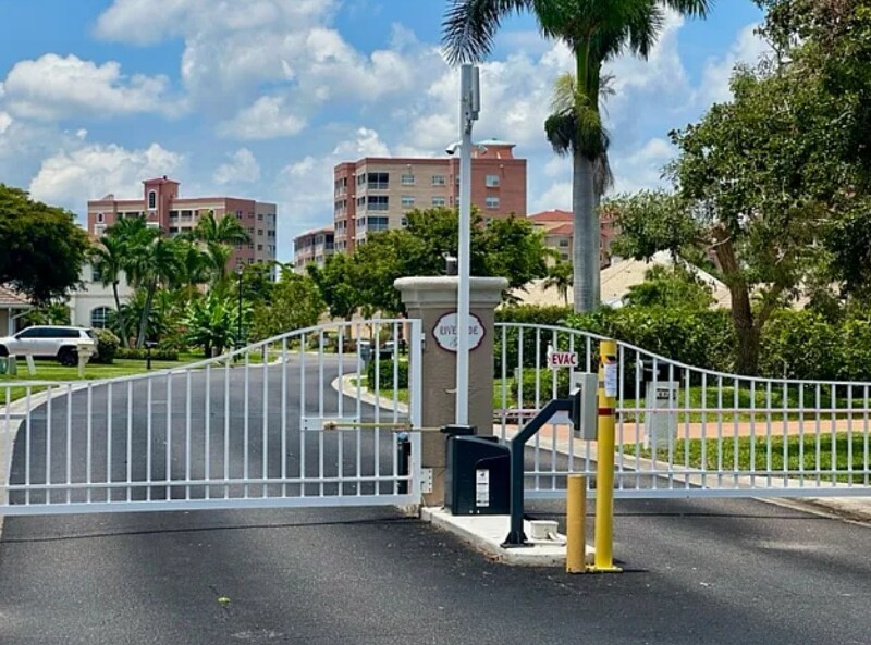 Photo - 14815 Laguna Dr Unit 103