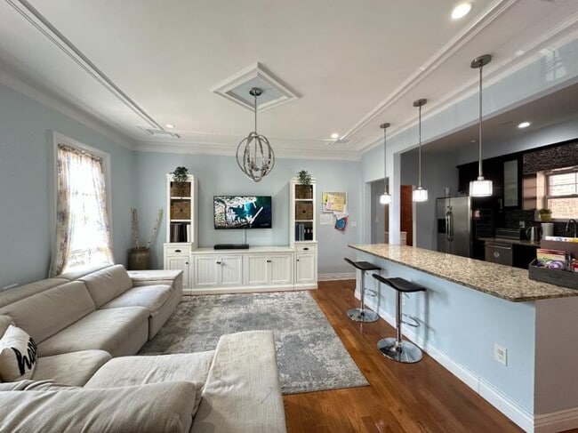 4 bedroom in BROOKLYN NY 11218 - 4 bedroom in BROOKLYN NY 11218 Condo Unit 2