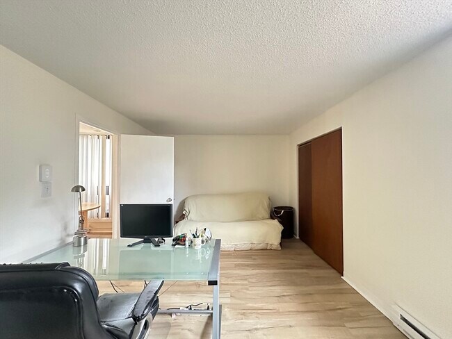 Photo - 35 Trowbridge St Unit 1C