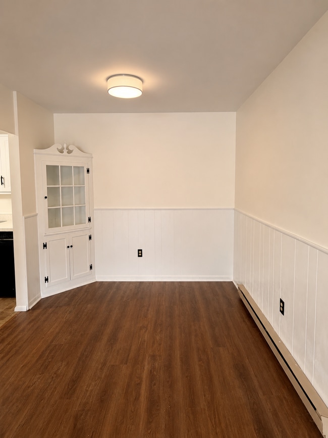 Photo - 85 Covington Pl