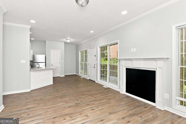 Photo - 66 Holly Rd NW