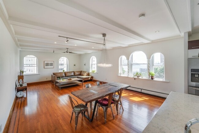 Building Photo - 6701 JFK Blvd E Rental