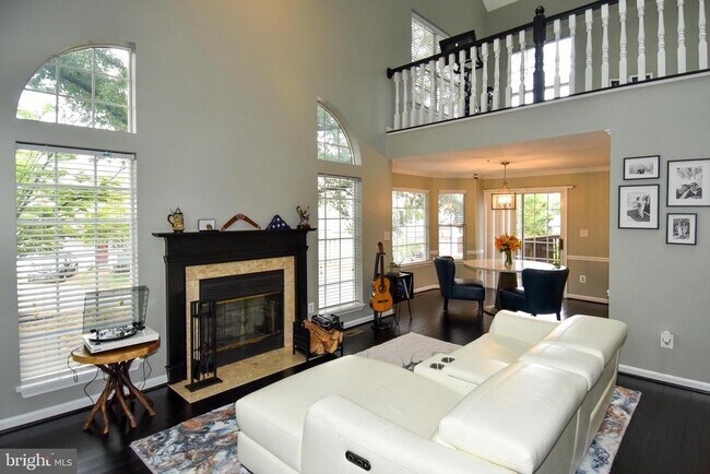 Photo - 406 Fortress Way