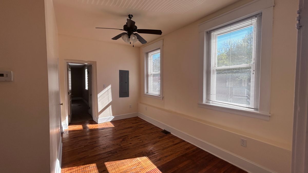 Photo - 1216 Williamsburg Rd