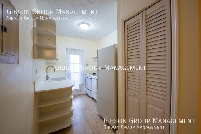 Photo - 631 NE 17th Way Unit 4