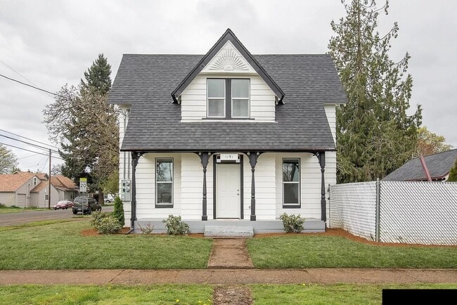 Building Photo - 1191 SE Jefferson St Unit Jefferson